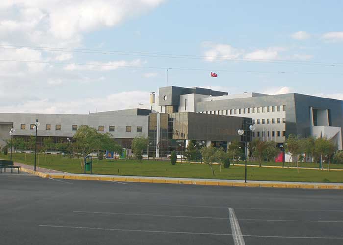 Afyon Kocatepe Üniversitesi Rektörlük Binası